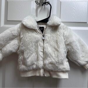 Baby Gap Toddler Girl's White Faux Fur‎ Jacket Removable Sleeves Vest